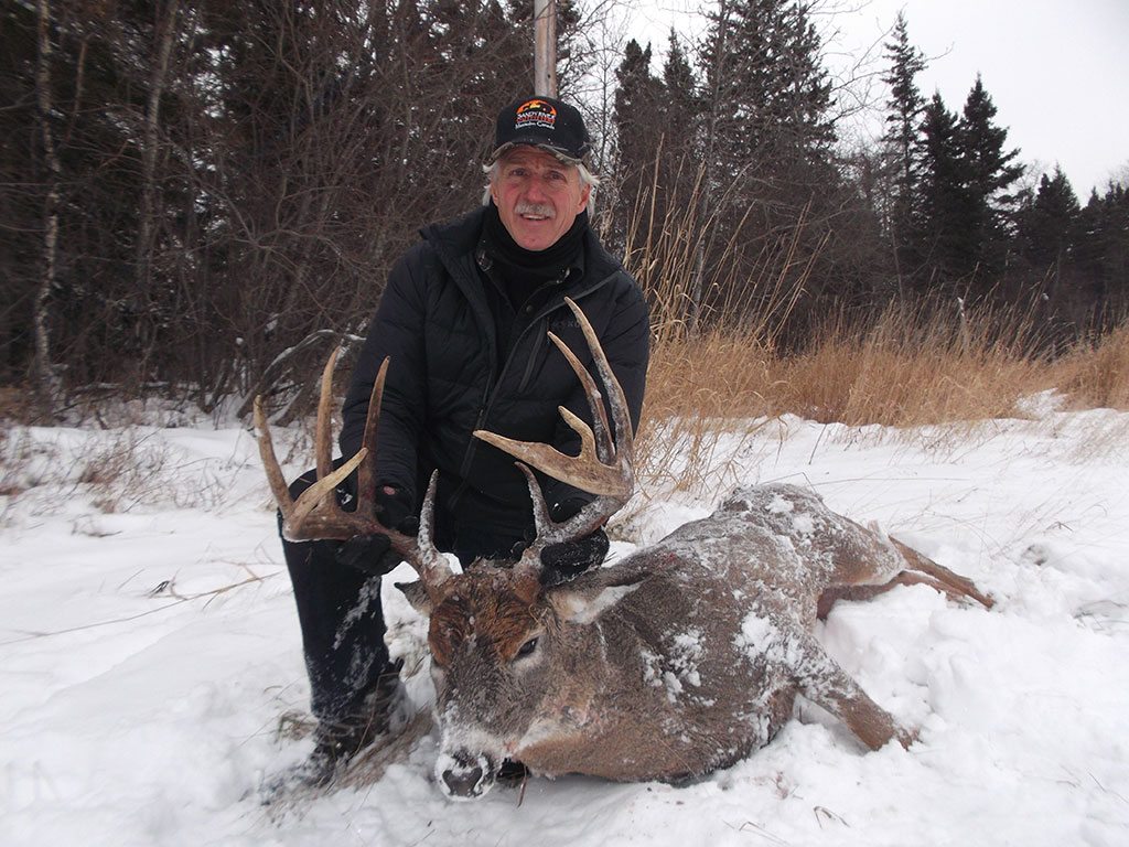 Guided Whitetail Deer Hunting Manitoba Guide Service